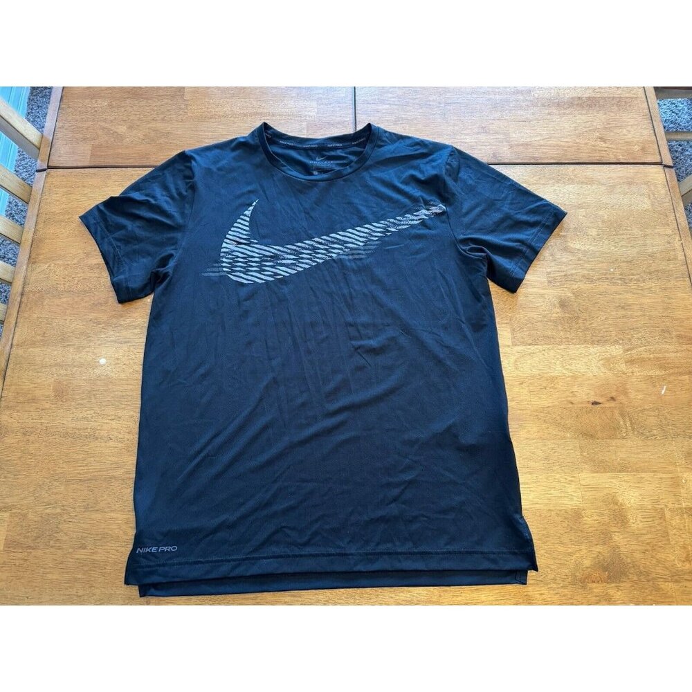 NIKE PRO Dri-Fit T Shirt Mens M Short Sleeve Crew Neck Black Regular Fit